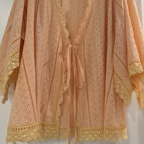 Lolita Jaca from St. Barth Peach Kimono - Picture 4 of 7
